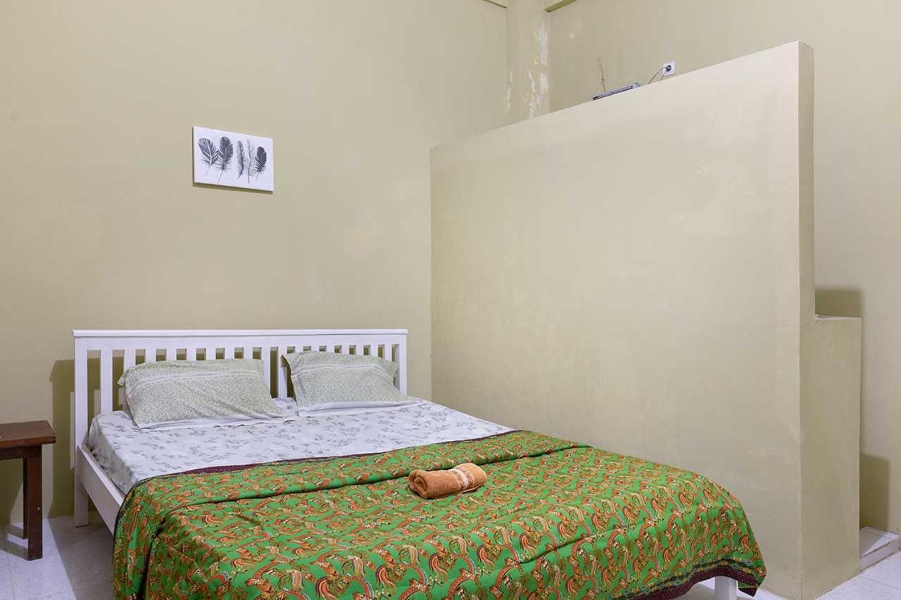 Onong'S Homestay & Cafe Tomohon ภายนอก รูปภาพ